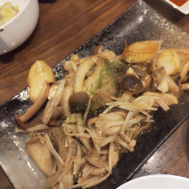 きのこのバター炒め(権太)