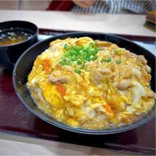 炙り鶏と竹鶴卵の親子丼(とり料理 仙臺 鳥ふく)