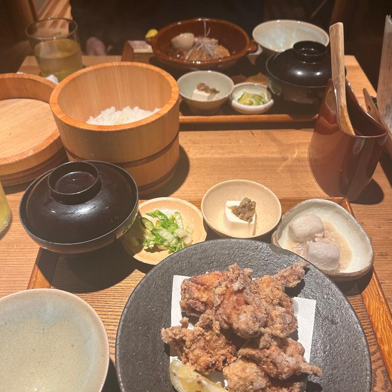 鶏の竜田揚げ定食(ごはんや一芯)