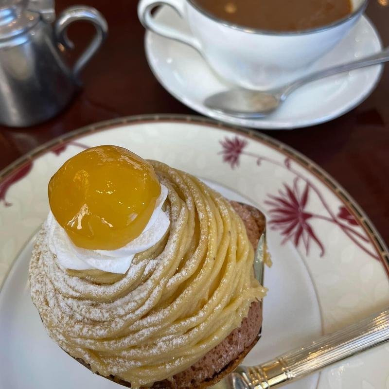 安納芋と栗のモンブラン(ザ・ダージリン新百合ヶ丘店)