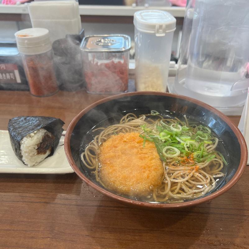 コロッケそば＋おにぎり(昆布)(うどん 一番)
