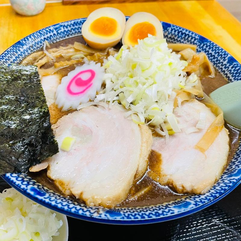 魚介中華そば＋チャーシュー＋味玉＋サービスネギ(中華そば 香十)