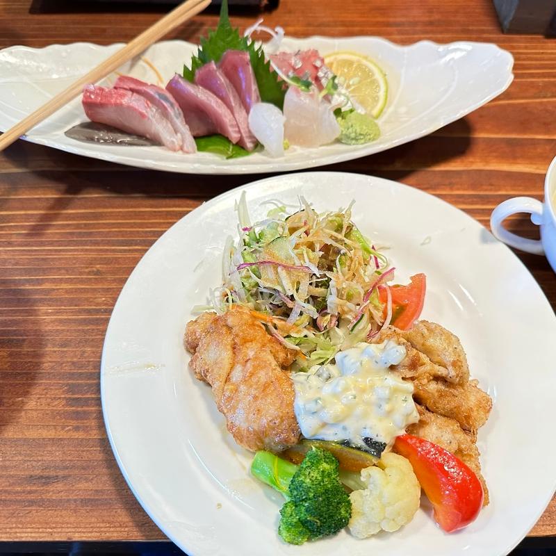 お刺身とチキン南蛮(オッシーズキッチン （OSSYS KITCHEN）)