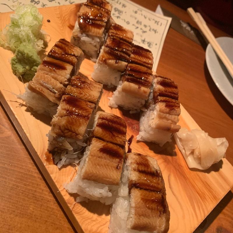 ハモ押し寿司(浜菜虎)