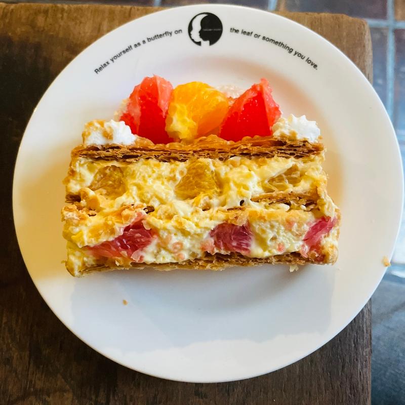 ナポレオンパイ（3種の柑橘）(Cafe Mamounia)