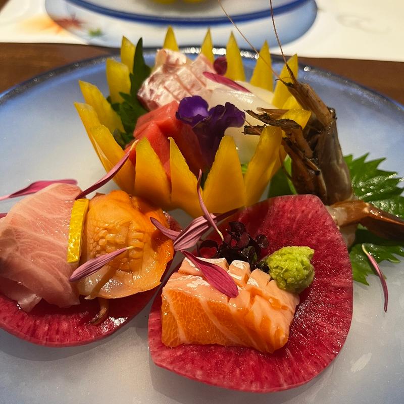 お任せコースのお造り(遊膳)