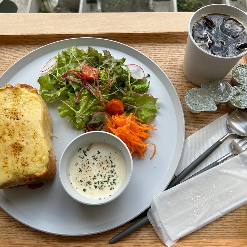 西町食パンのはちみつバターフロマージュ(think)