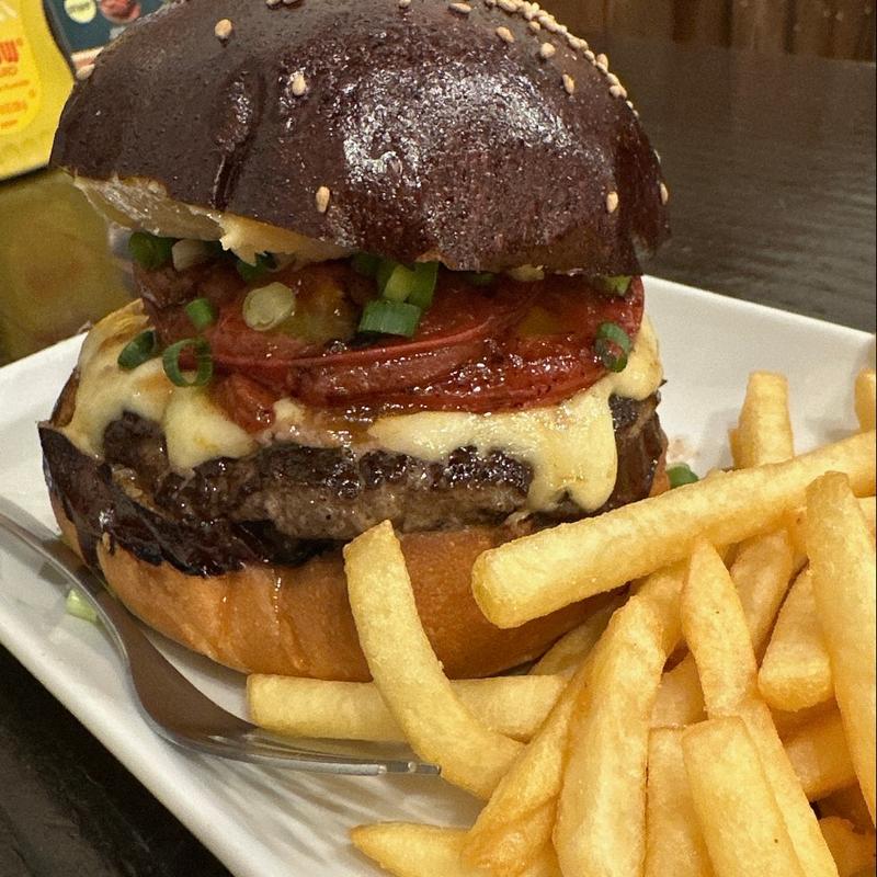 ガーリックバーガー トマト&モッツァ(ハングリーヘブン　上板橋店)