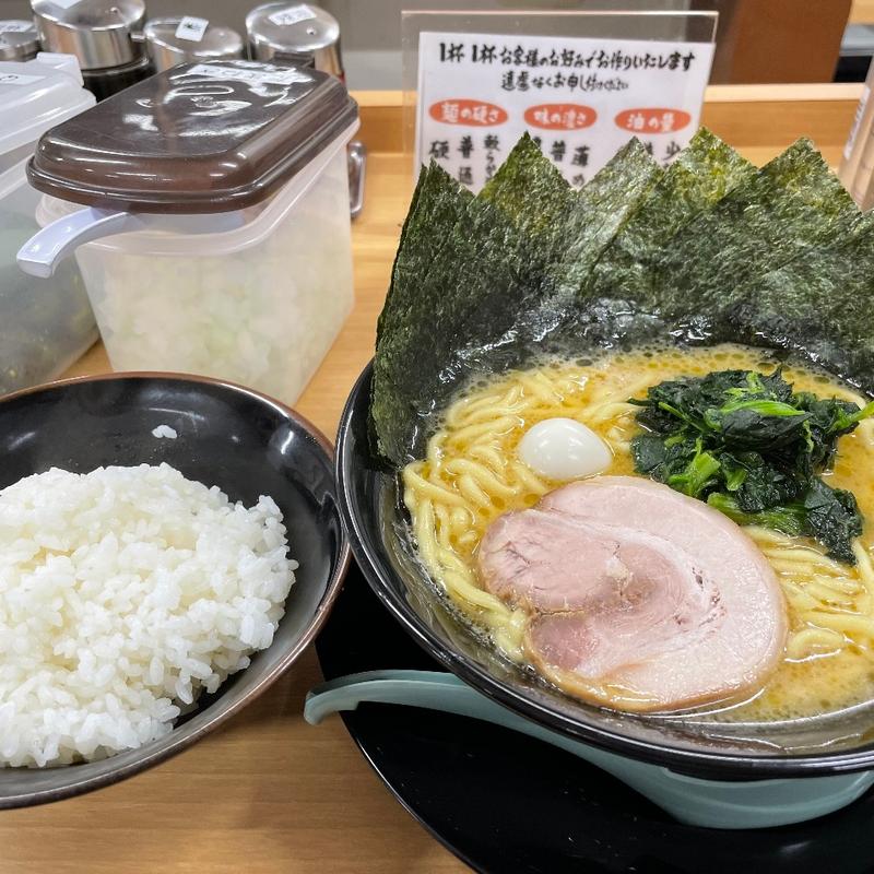 豚骨醤油ライスセット(横浜家系ラーメン 若虎家)