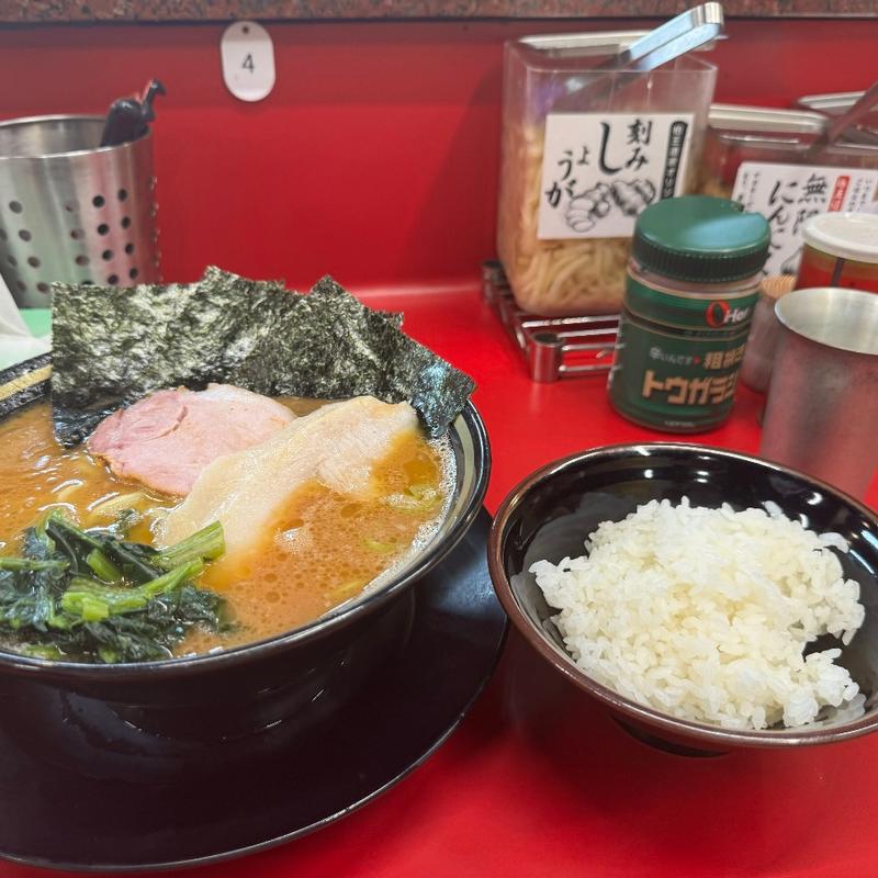 ラーメン(王道家直系IEKEI TOKYO)