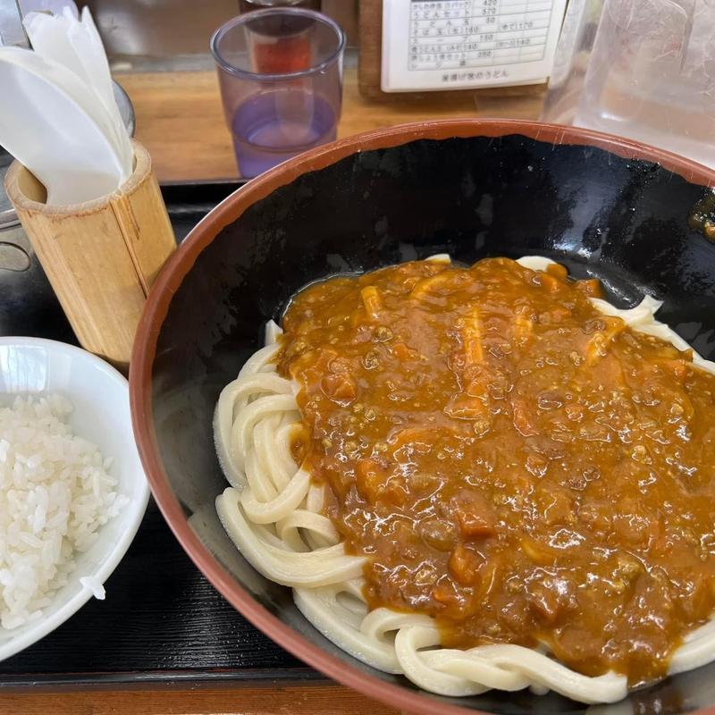 カレーうどん 白ごはん付き(牧のうどん 空港店)