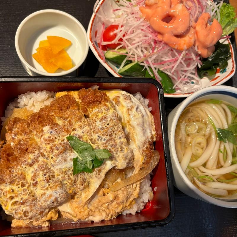 かつ重サラダセット(味の民芸 世田谷砧店 )