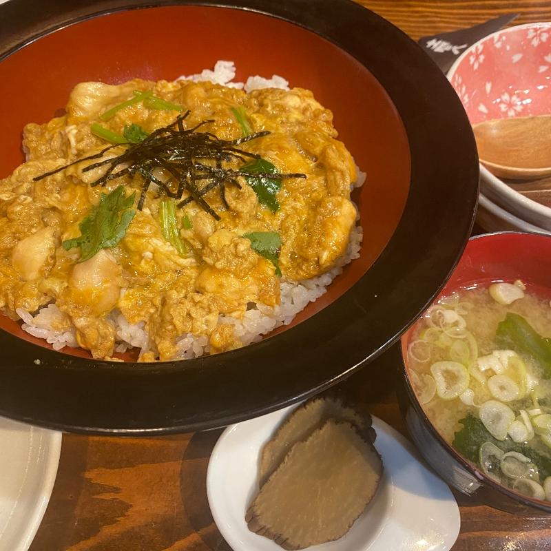 比内地鶏親子丼(土間人 （どまにん）)