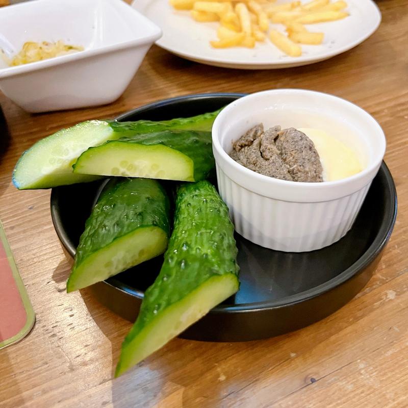 アンチョビきゅうり(HIGHBURY THE HOME OF BEER（ハイバリー ザ ホーム オブ ビア）)