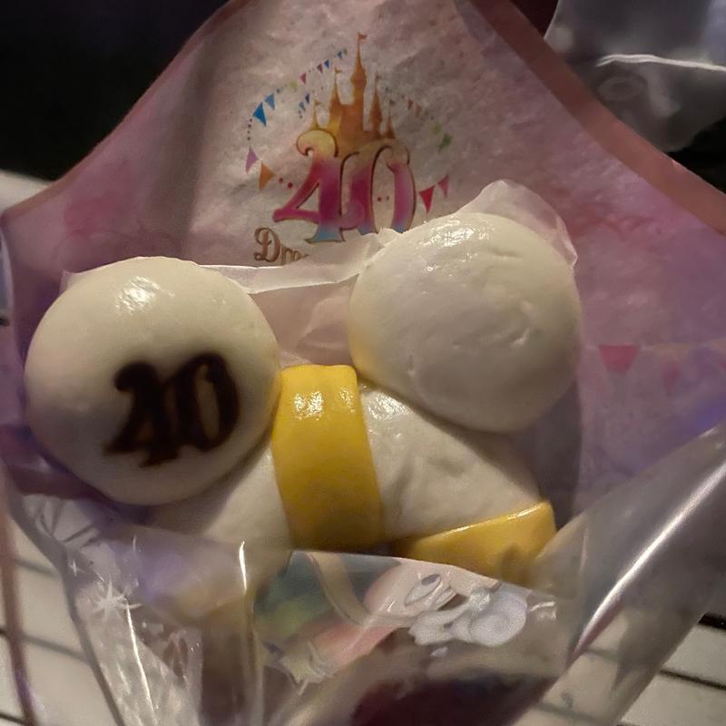 ミッキーうきわまん(チキン)(東京ディズニーシー)