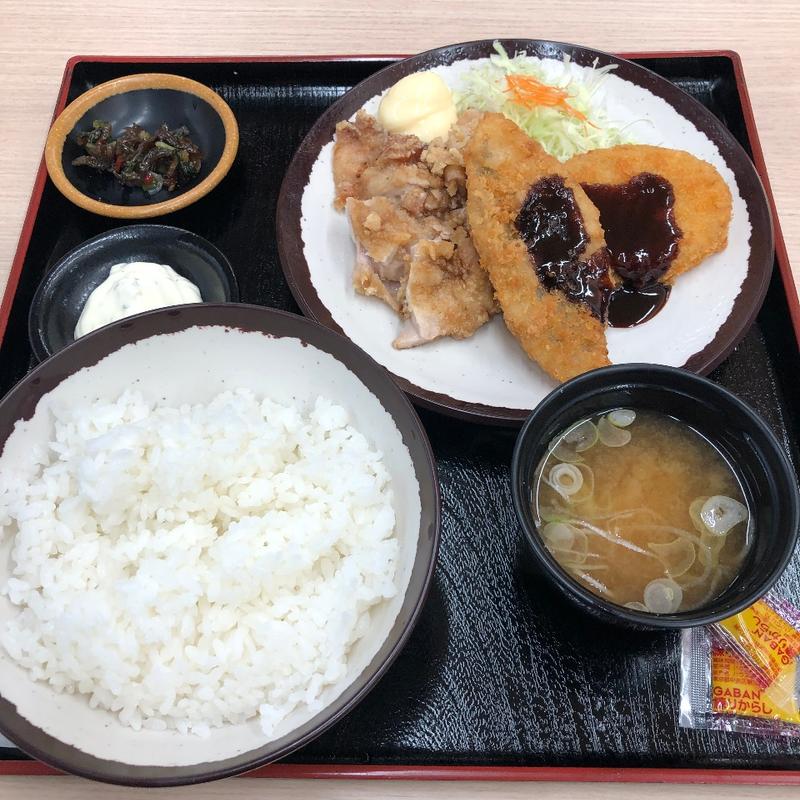 MIXフライ定食(みどり湖パーキングエリア（下り線）スナックコーナー )