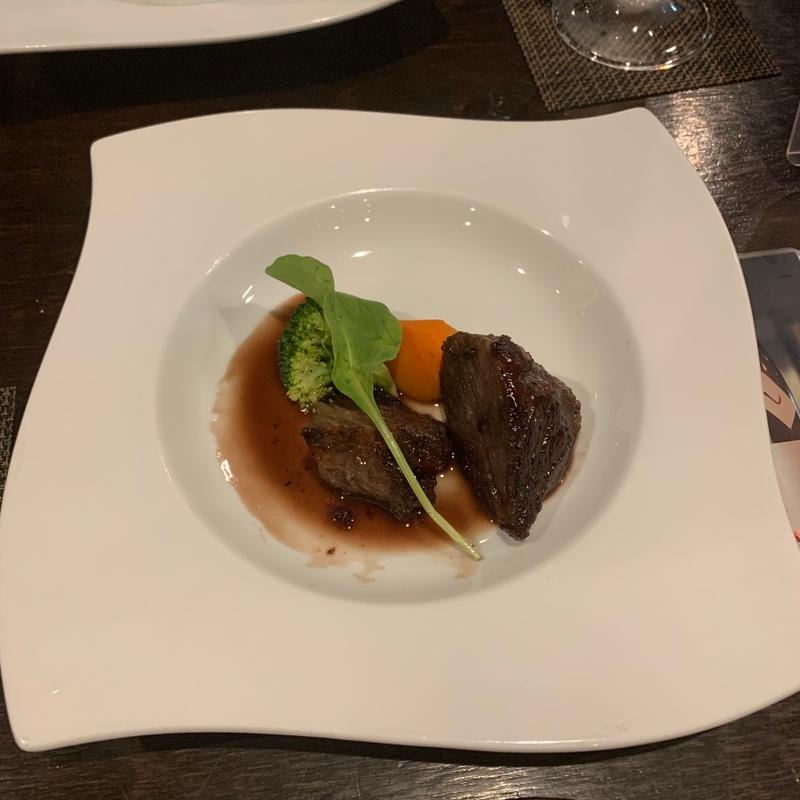 竹コース　黒毛牛ホホ肉の赤ワイン煮(松や酒店)