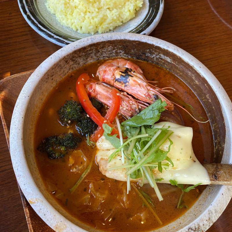 ポークフランクとベーコンの炙りチーズ乗せ　エビトッピング(スープカレー ビリーブ （スープカレー BELIEVE）)