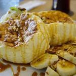 キャラメルバナナパンケーキ(MOON SIDE CAFE)