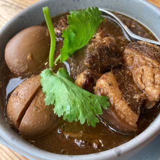 タイ風角煮(BAAN YING)