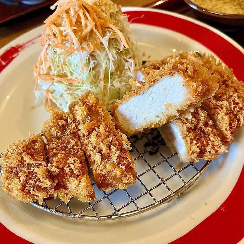 厚切りロース(やわらかとんかつ幸せや 坂戸店 )