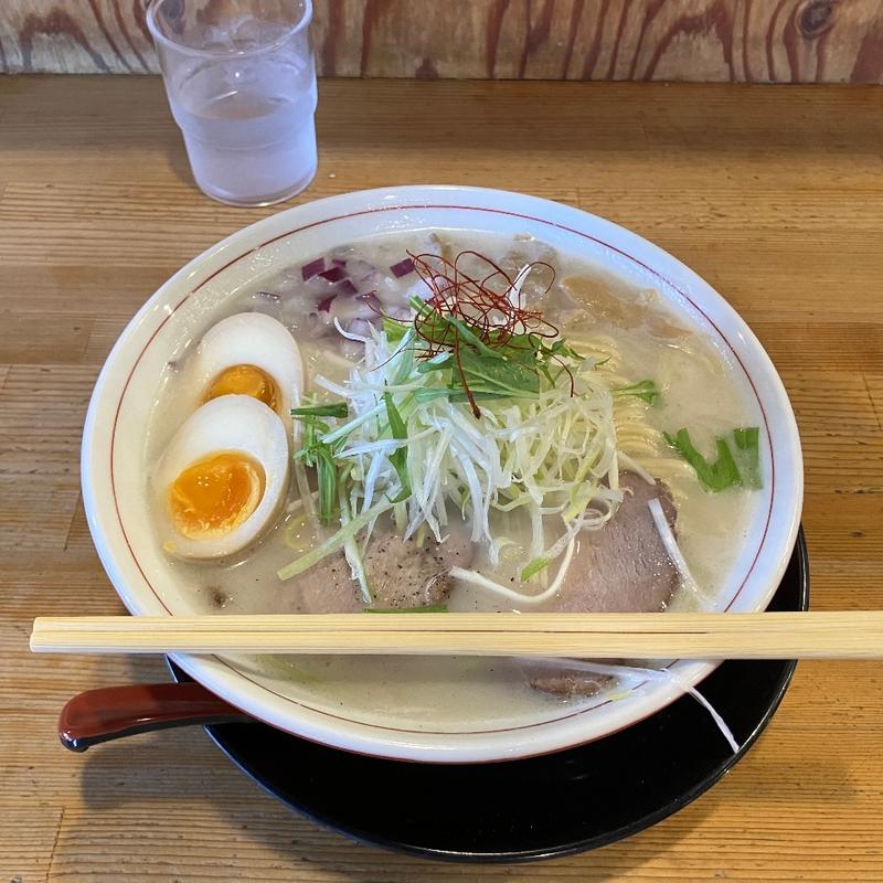 クリーミー牛骨白湯らぁ麺(GAGA中村商店)