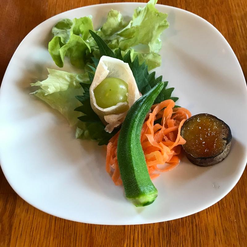 本日のランチ肉料理(南風荘)