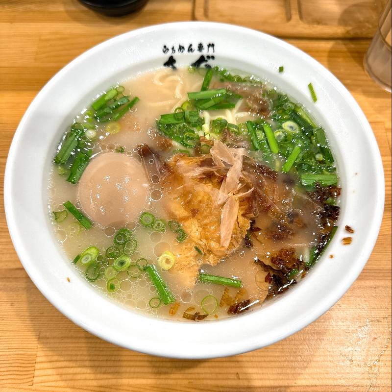 らぁめん（中）(らぁめん専門 さだ)