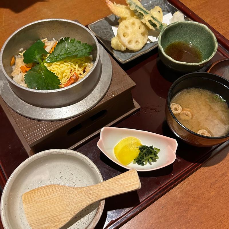 (遊食房屋 観音寺総本店 （ゆうしょくぼうや）)