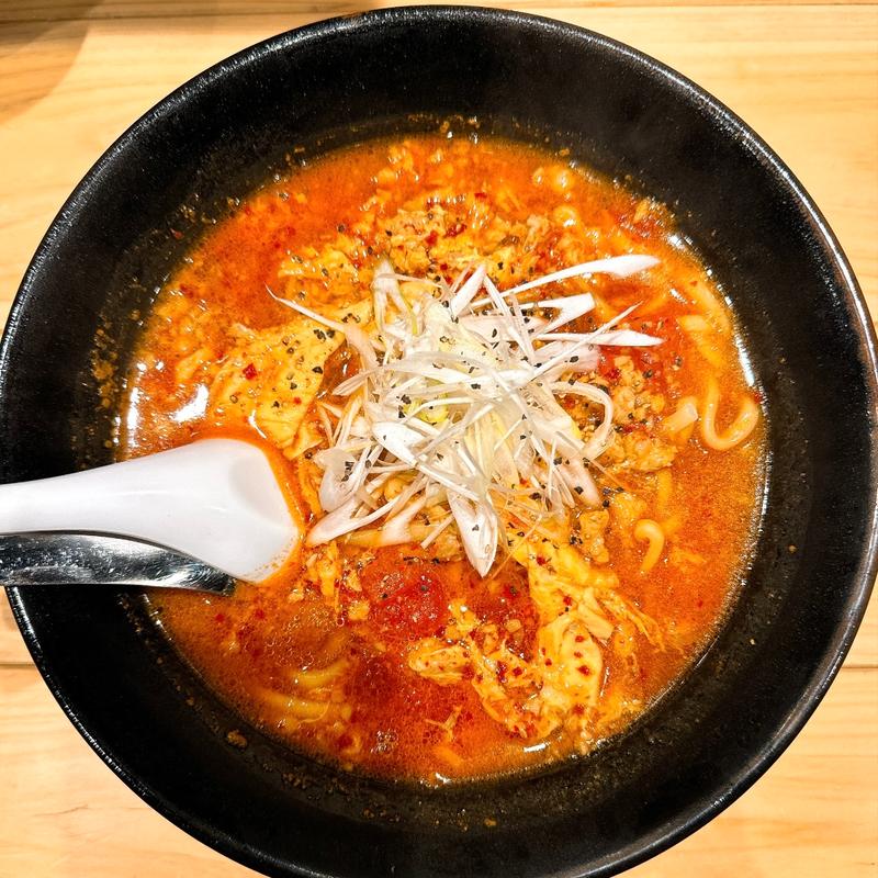 トマトタンタン(麺屋ろる)