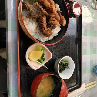 鯉丼(三河屋 食堂中込本店 )