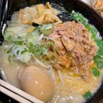 もつラーメン(つるおか家 本店)