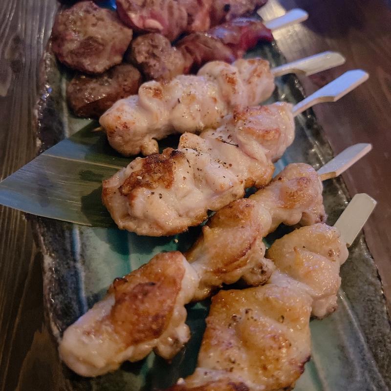 焼き鳥串盛り合わせ(神輿バル)