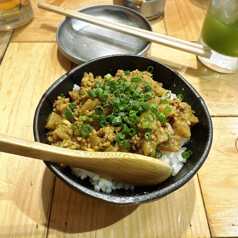 レンコンと柚子胡椒のチキンキーマカレー(大衆酒場 チャン栓チャン)