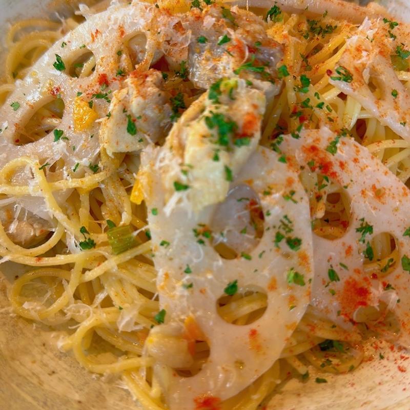蓮根と鶏肉のラグーソースパスタ(CUCINA TANIFUJI QUATTRO)