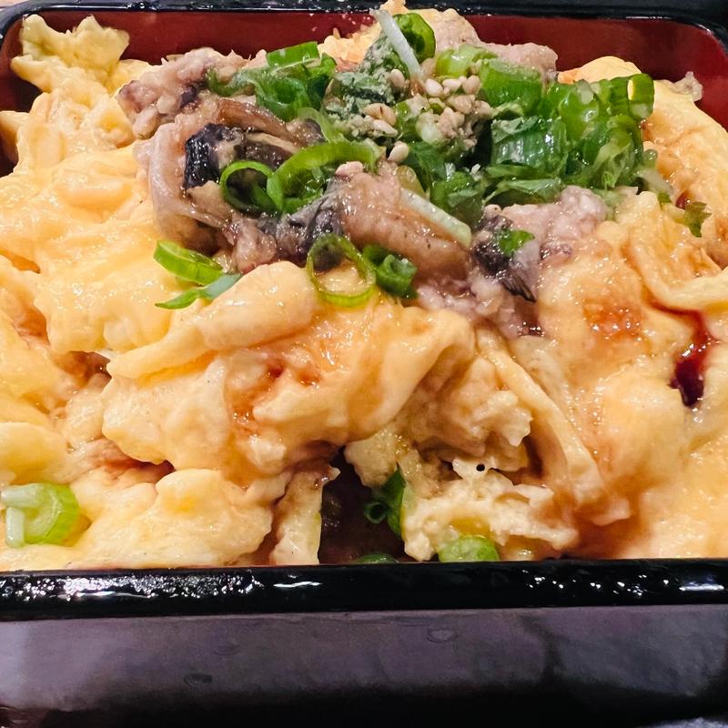 DXオムライス(新宿寅箱)