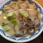 豚バラチャーシュー麺(博多らーめん由丸 溜池店)