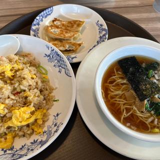 チャーハン+ミニラーメン+餃子セット(バーミヤン 豊中緑丘店)