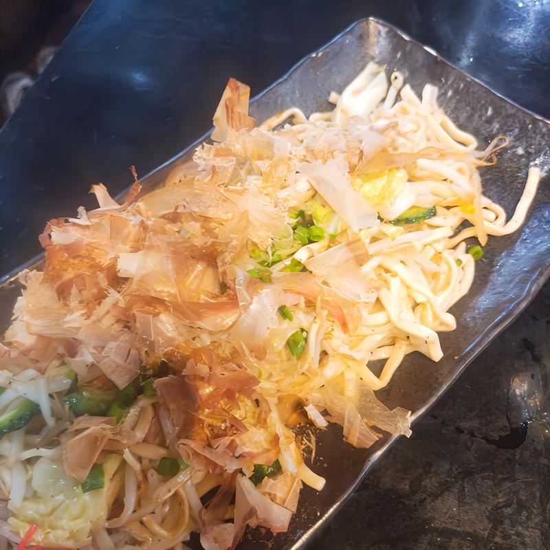 塩焼きそば(琉球キッチン 東屋慶名)