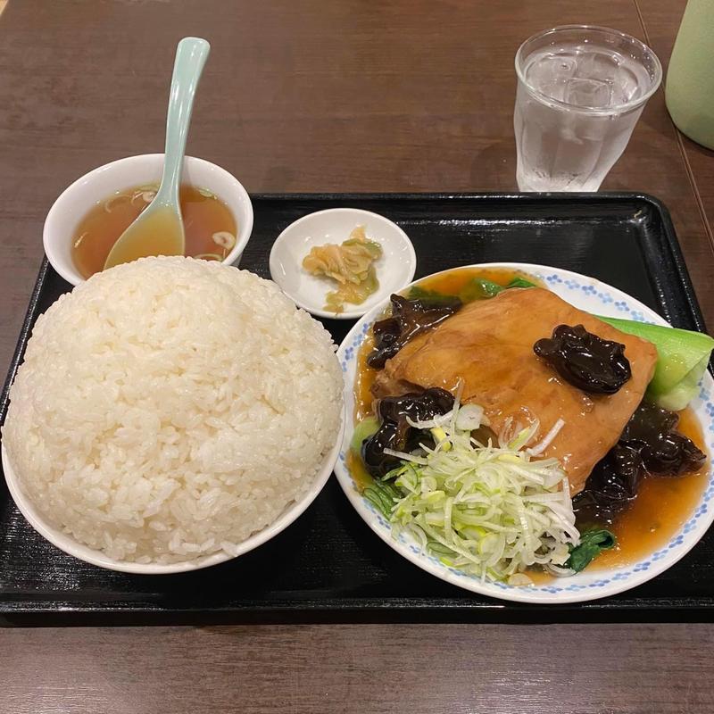 角煮定食 ご飯大盛(四つ角飯店)