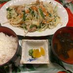 野菜炒め定食(カプセルホテル＆サウナ　ジートピア)