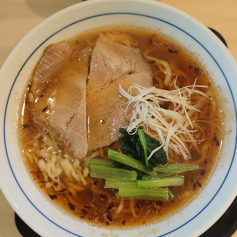 醤油ラーメン(食堂 ニッコロガシ)