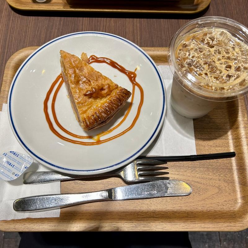 アップルパイ  ドリンクセット(イー・エー・グラン ペリエ千葉店)
