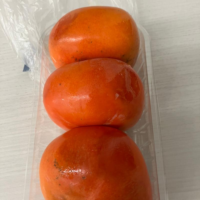 柿(わくわく広場 ル・トロワ店)