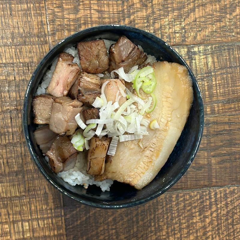 チャーシュー丼(七福軒)