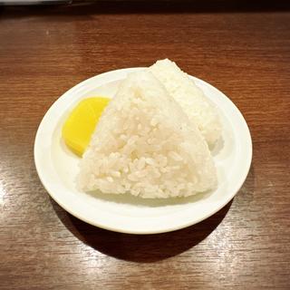 オニギリ1皿（2個）(唐そば)
