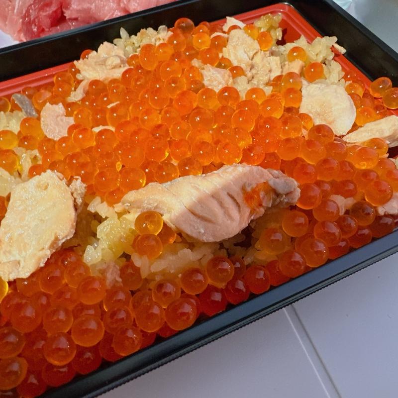 はらこ飯(ウロコ水産 ゆりあげ港朝市店)