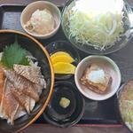太刀魚あぶりとさわらづけ丼(遠野物語)