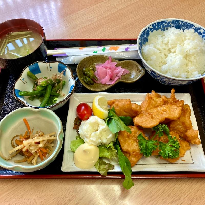鶏唐揚げ定食(まるはち )