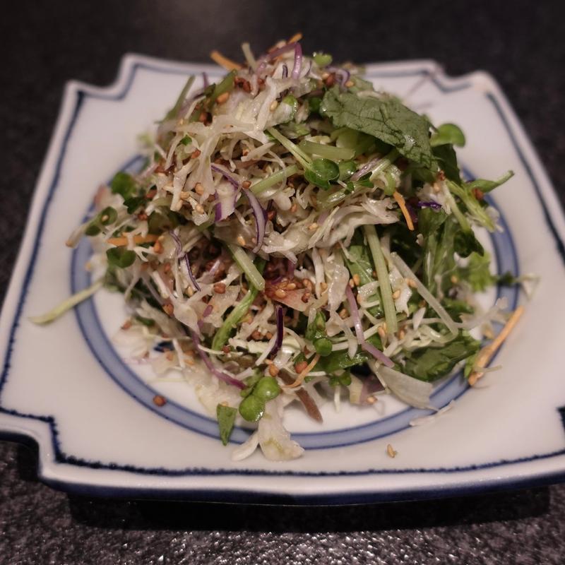 10種野菜の韃靼そばの実サラダ(SAKABAR 笑)